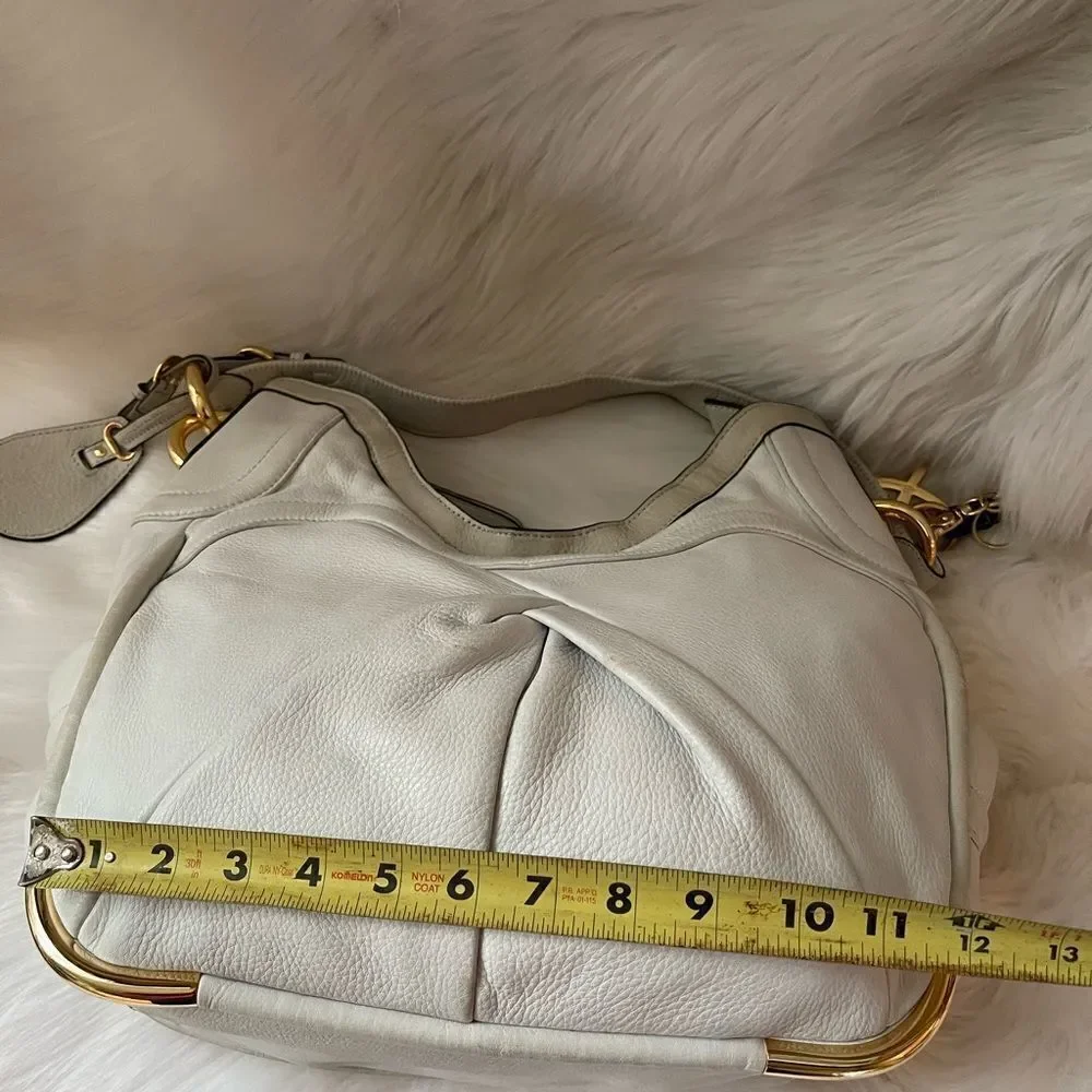 B Makowsky Hobo leather sand white slouch shoulder bag with gold tone ha…